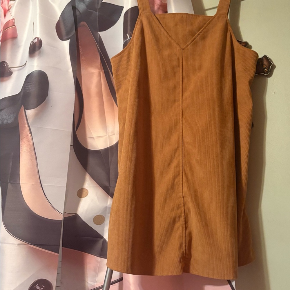 Elegant Corduroy Tan Dress🩷 3/20$